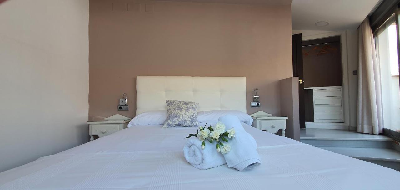 Apartamentos Torre De La Mezquita Cordoba Dış mekan fotoğraf