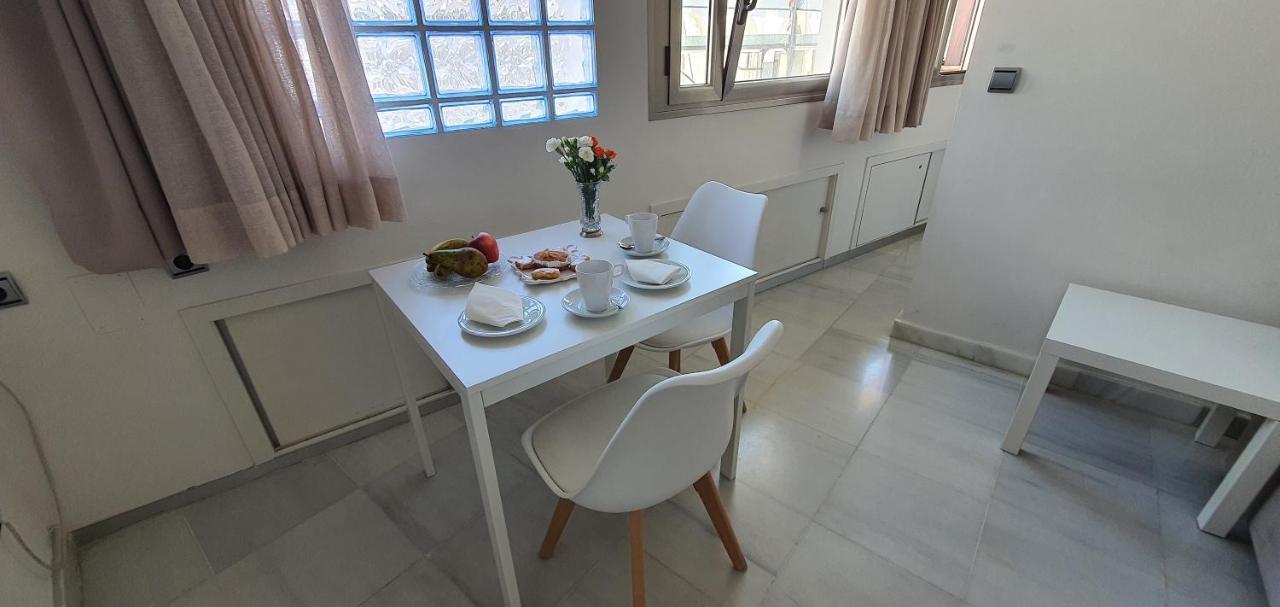 Apartamentos Torre De La Mezquita Cordoba Dış mekan fotoğraf